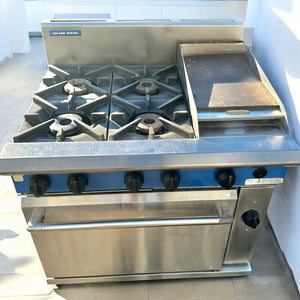 Blue Seal Convection electric Oven. Range with 4 gas Burners & Griddle 900mm With Warranty