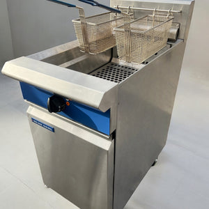 Blue Seal Evolution Series E43 - 450mm Electric Fryer